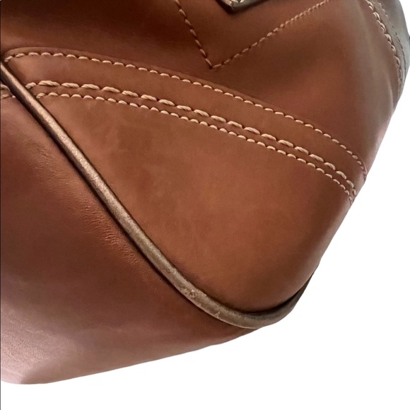 Coach Leather Purse - Picture 8 of 12